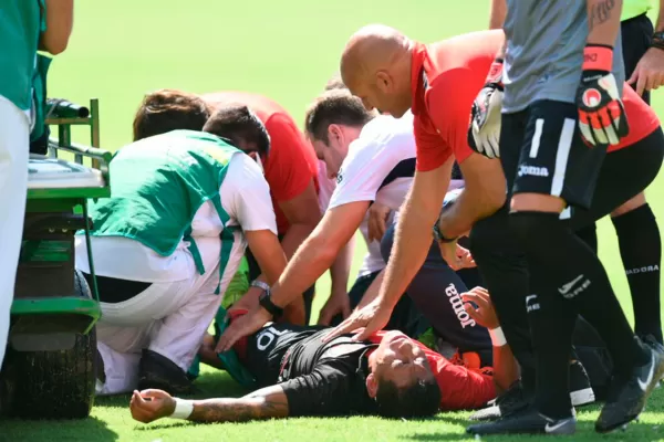 Video: Brian Sarmiento se fracturó el tobillo izquierdo y estará cuatro meses inactivo