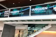 Atlético ya está en Uruguay: en el aeropuerto y en el hotel nos recibieron de la mejor manera