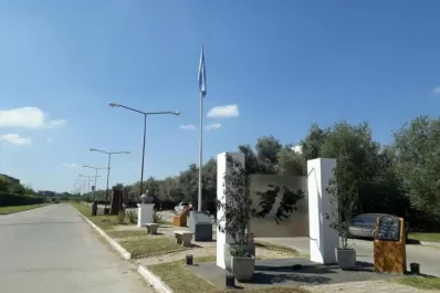 Yerba Buena homenajea a los caídos en el ARA Belgrano