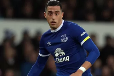 Funes Mori recordó a las Malvinas y generó bronca entre los hinchas ingleses