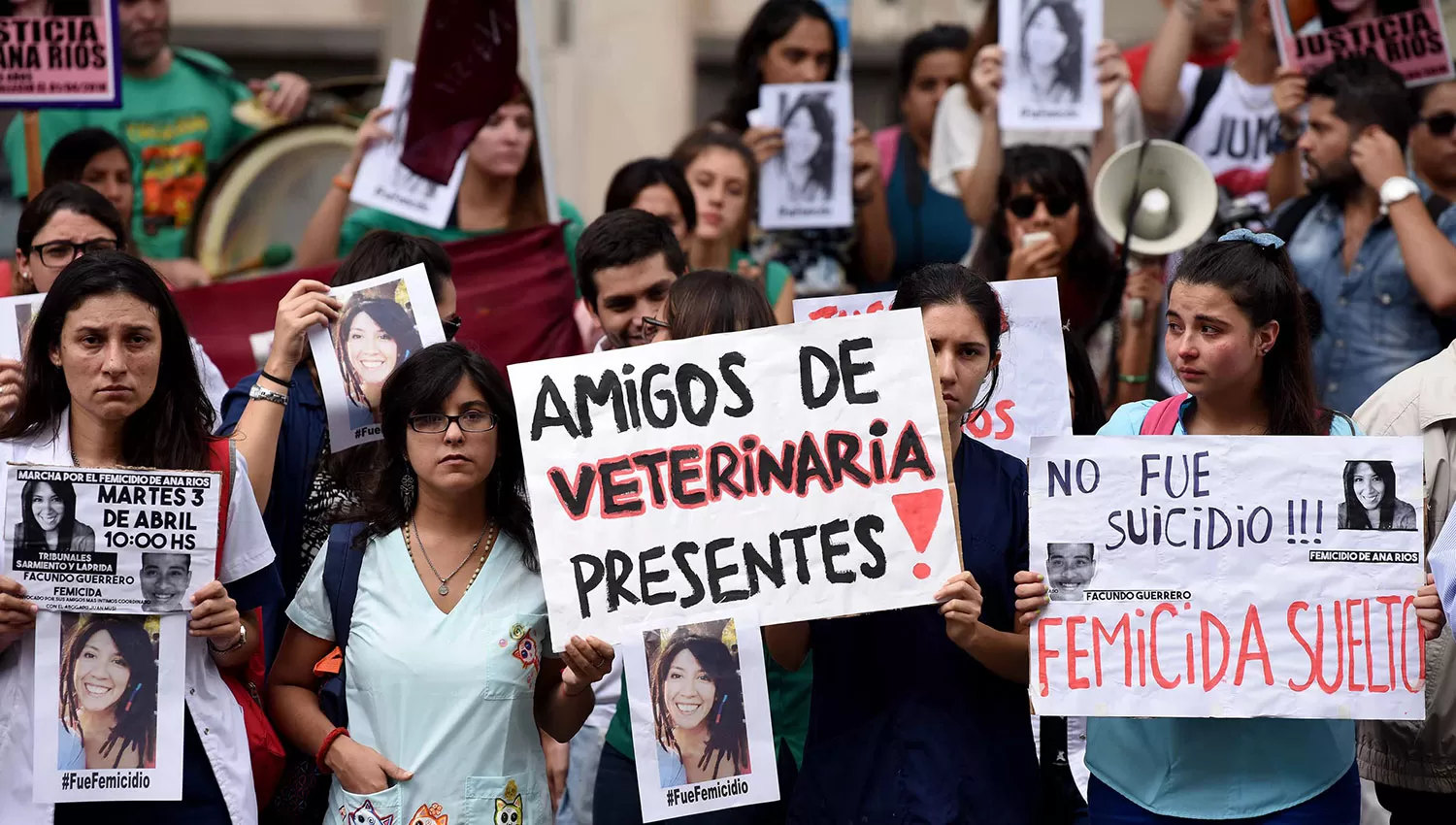 Los compañeros de Ana marcharon en Tucumán exigiendo justicia como también ocurrió en Jujuy. LA GACETA/FOTO DE ANALÍA JARAMILLO