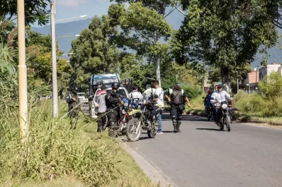 Acompañamientos tumberos: tienen tanta libertad e impunidad que se manejan como quieren