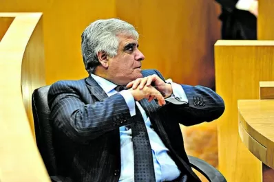 Sin sanción, piden un gesto de Loza: que done su dieta