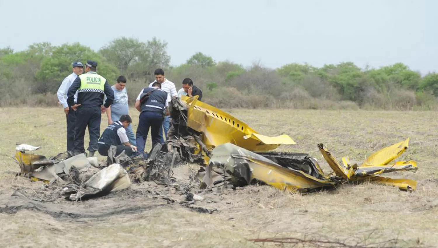 EN 2013. Una avioneta se estrelló en Chicligasta. Tres personas murieron. ARCHIVO