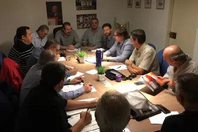 Básquet: autoridades de la Confederación Argentina se reunirán con presidentes de la región