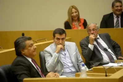 La oposición le marca los plazos a Alfaro por el Boleto Universitario