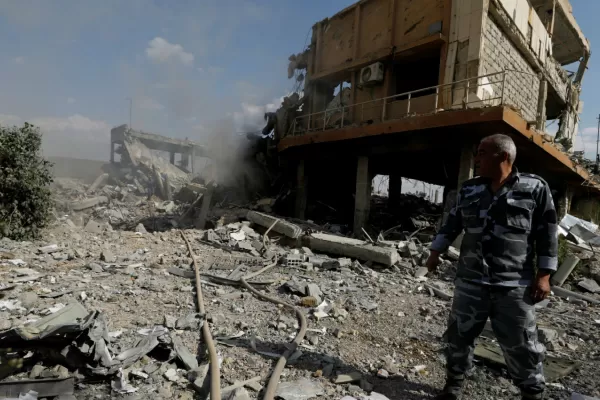 Estados Unidos amenaza con volver a atacar Siria si usan otra vez sus armas químicas