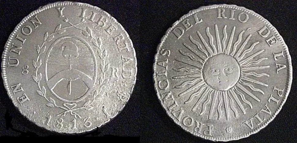 EL PRIMER METÁLICO. Anverso y reverso de la moneda de 1813. 