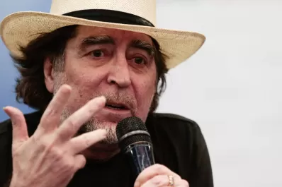 Joaquín Sabina, hospitalizado en Madrid por un problema circulatorio