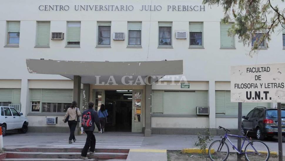 “No pienso volver a la facultad por un tiempo”, dijo la estudiante abusada
