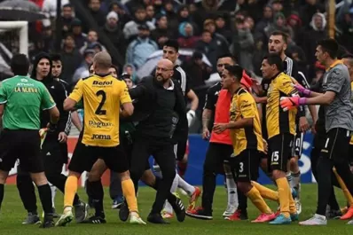 Nacional B: se confirmó el descenso de Riestra, que hoy recibe a Aldosivi