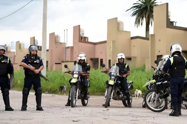 Realizarán exámenes toxicológicos a todos los policías de Tucumán