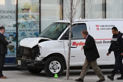 Conmoción en Canadá: nueve muertos por un atropellamiento masivo en Toronto