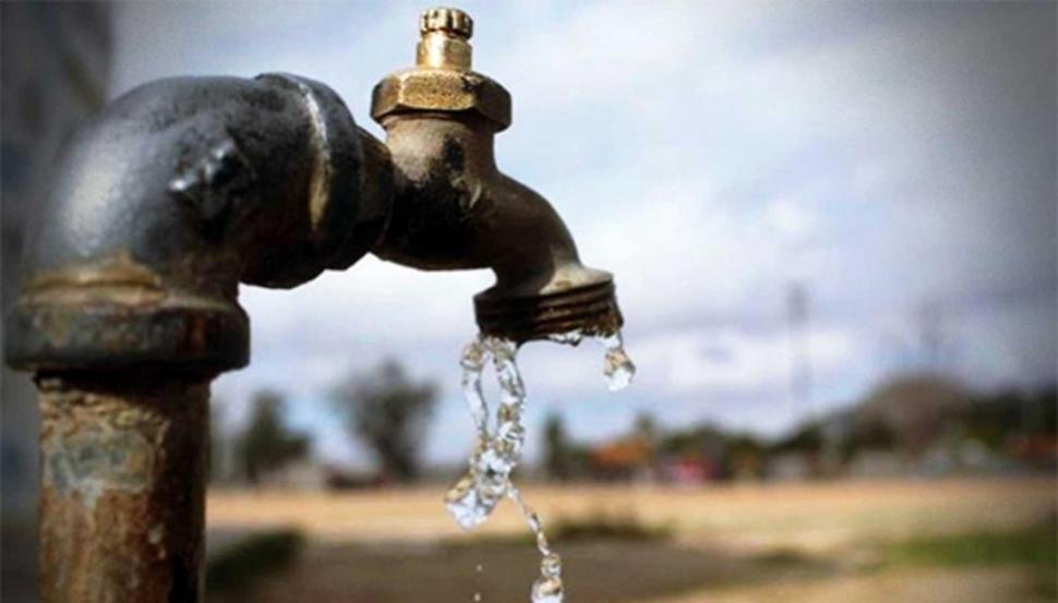 Recomiendan cuidar el agua en los hogares
