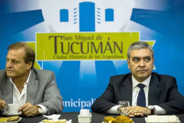 Alfaro aceptó la invitación de Cortalezzi para que se hagan una rinoscopía y lo citó para mañana a las 7.30