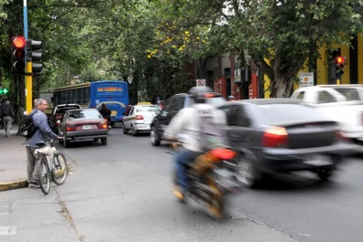 El ruido alcanza niveles dolorosos en el centro tucumano: la mayoría es intencional