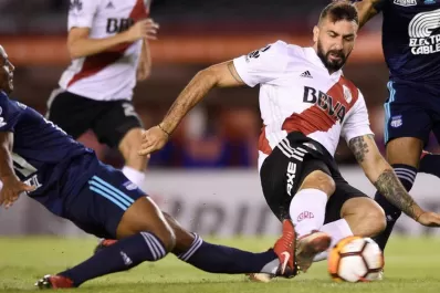 River venció a Emelec en el Monumental y lidera su grupo en la Libertadores