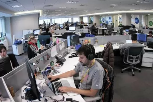En febrero, el empleo registrado tuvo un incremento interanual de 1,8%