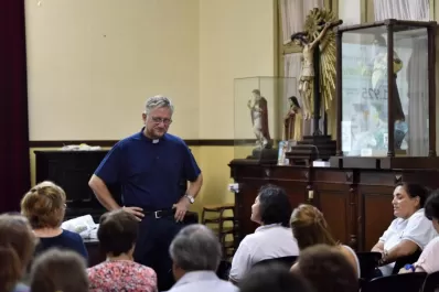 Javier Luis Soteras: “sólo en la Argentina los medios ningunean al Papa”