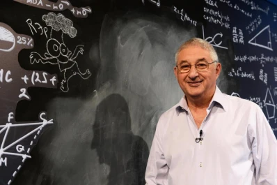 Paenza vuelve a desmitificar el “tedio de los números”