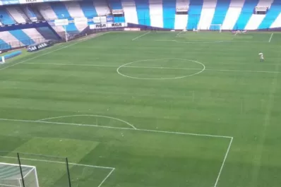 Racing-Arsenal fue suspendido por malas condiciones climáticas