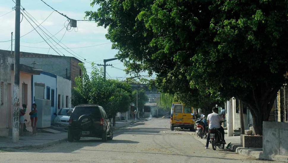 Balearon a un joven y se cree que es por la pelea de clanes