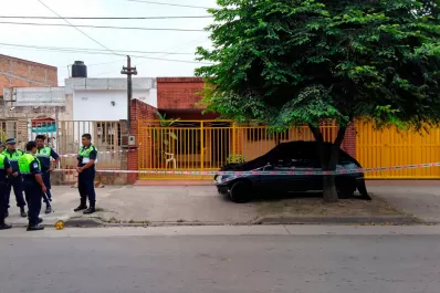 Encontraron en San Juan al 3.700 el auto que parece ser el que chocó y mató al ciclista