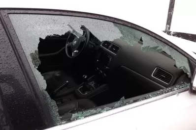 Atención conductores: rompevidrios eligieron la esquina de Crisóstomo Álvarez y Alberdi para atacar