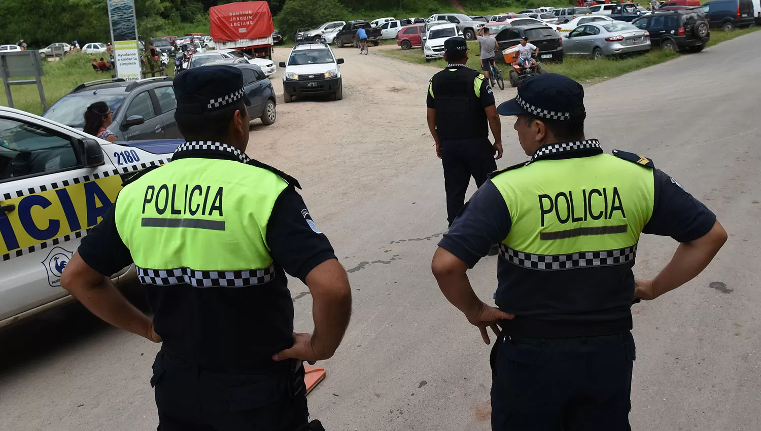 Serán 800 los policías que se sumarán a la fuerza de seguridad hasta fin de año. LA GACETA/FOTO DE ANALÍA JARAMILLO (ARCHIVO)