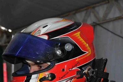 Más de 100 máquinas y varios tucumanos