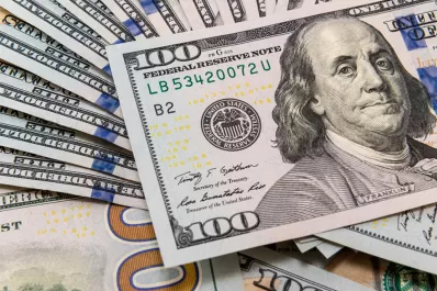 El Banco Central puso un freno a la corrida del dólar, que bajó 72 centavos, a $ 22,28