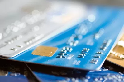 El próximo vencimiento de las tarjetas se podrá empezar a pagar desde agosto y en cuotas