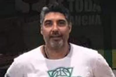 Victoriano, un hincha más que alienta y se emociona desde Concordia