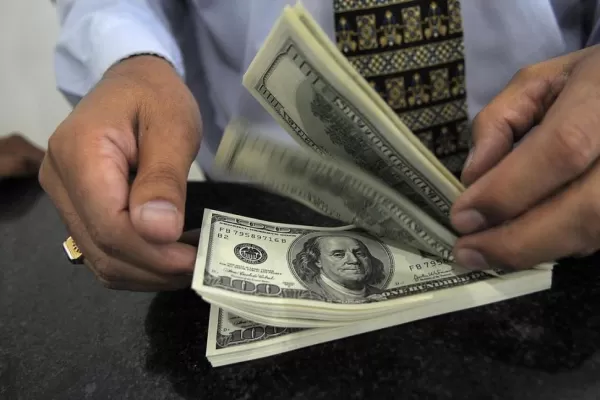 La suba del dólar llegará a los precios