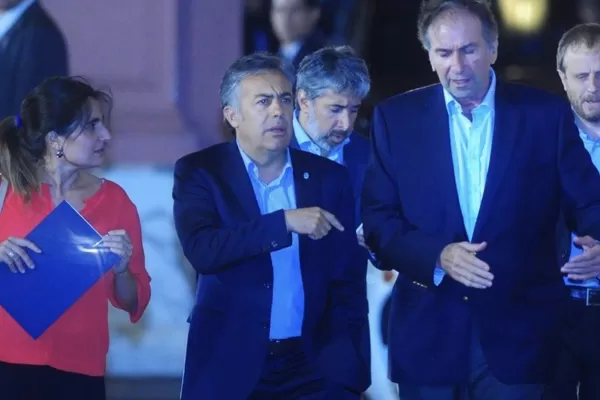 Macri se reunió con la mesa nacional de Cambiemos y ratificó el rumbo económico