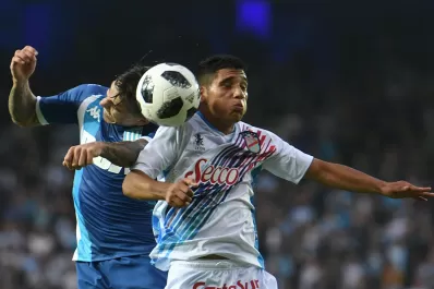 De la mano de sus figuras, Racing venció a Arsenal