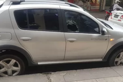 Los rompevidrios volvieron a atacar, esta vez en Marco Avellaneda y Santiago