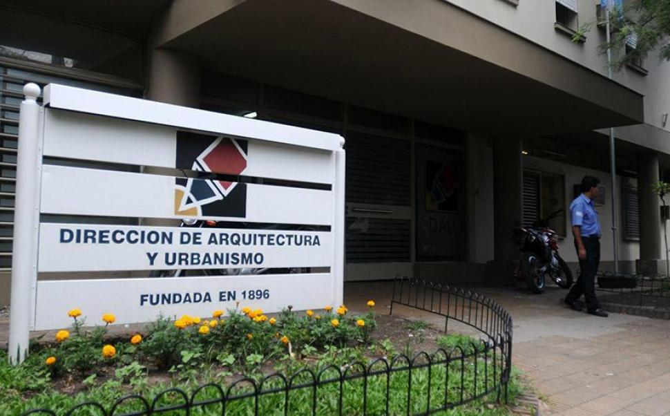 Ex contratistas de la DAU expusieron posibles anomalías