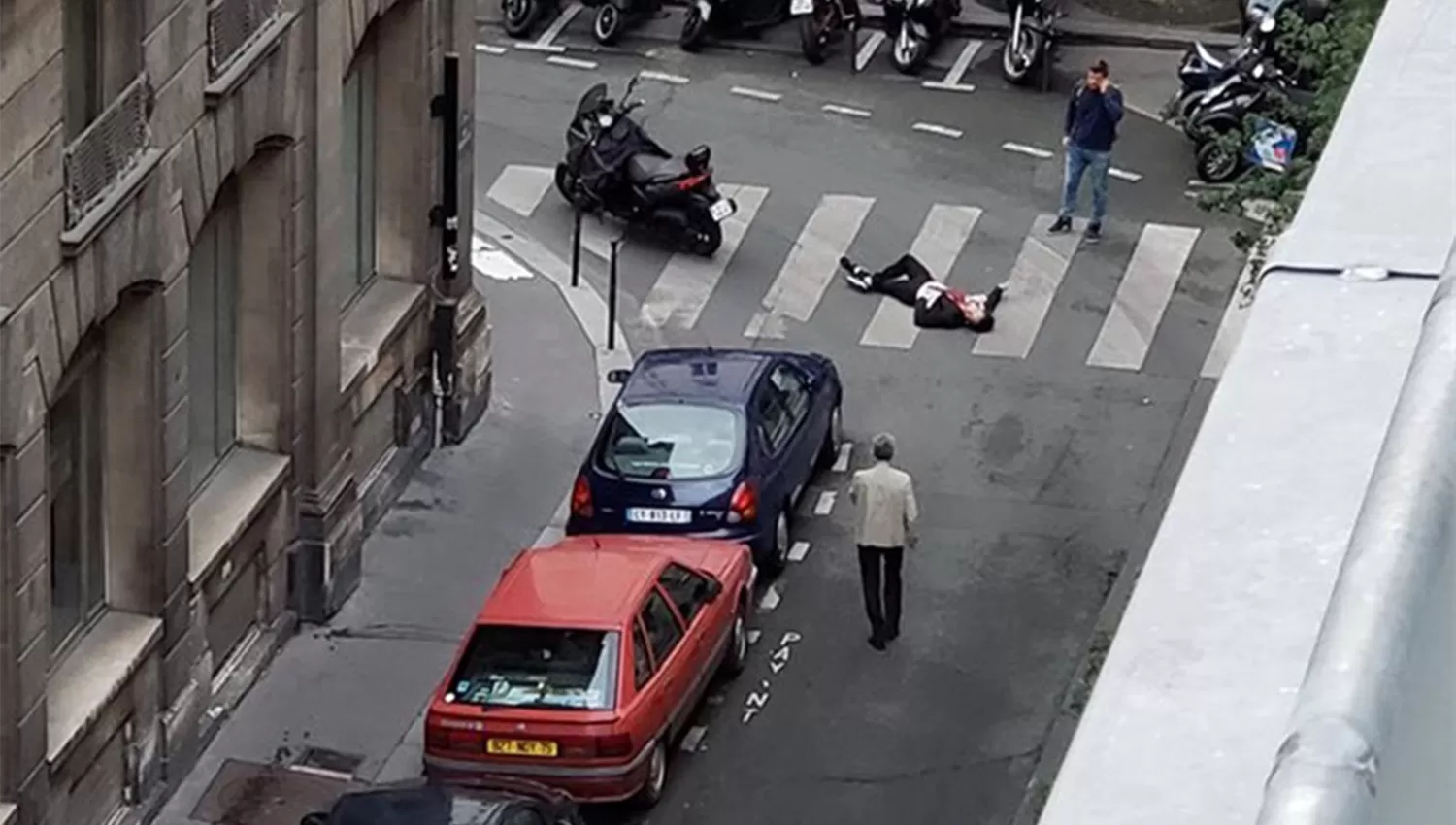 PARÍS. Qué se sabe hasta ahora sobre el atacante que acuchilló a varias personas y mató a una persona. FOTO TOMADA DE LA NACIÓN.