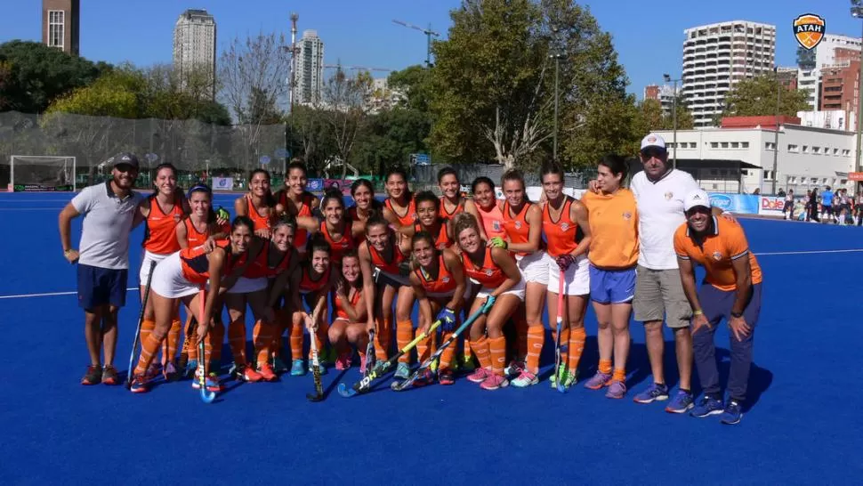 UNA BUENA COSTUMBRE. Las “Naranjas” se subirán al podio de un campeonato Argentino por tercer año consecutivo. foto de Paco jotallán - prensa ATAH