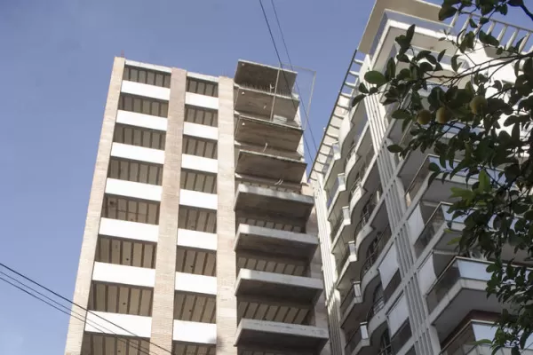 La Justicia embargó a un constructor y elevó la protección a una damnificada