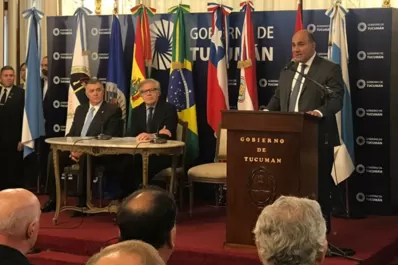 Manzur, en el plenario de la Zicosur: renovamos la esperanza de un futuro mejor