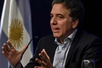 Dujovne: se armó un clima de angustia porque el FMI trae malos recuerdos