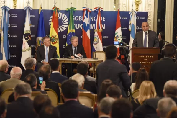 Manzur busca que Tucumán sea el nexo regional