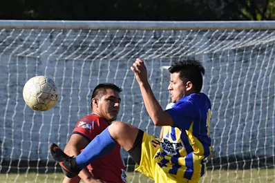 Ateneo ganó y mete presión