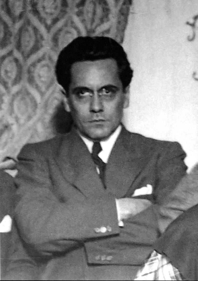JOSÉ LUIS TORRES. Una fotografía tomada al promediar los años 30. FOTOS DE ARCHIVO DE LA GACETA.-