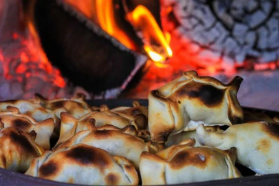 Se viene el 25 de Mayo y las empanadas tucumanas revolucionan Aeroparque