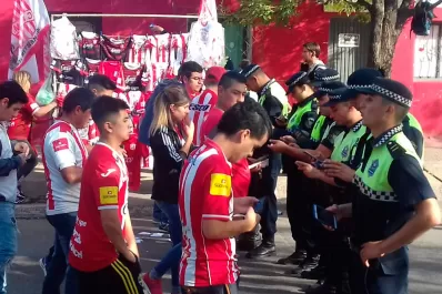 Capturaron a dos prófugos que intentaron ingresar al estadio de La Ciudadela