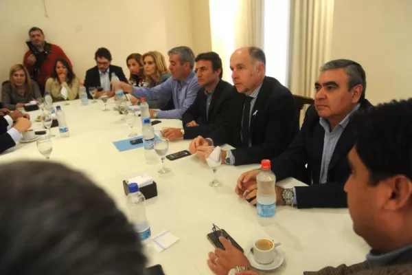 Cambiemos aún no logra cerrar su proyecto de reforma política