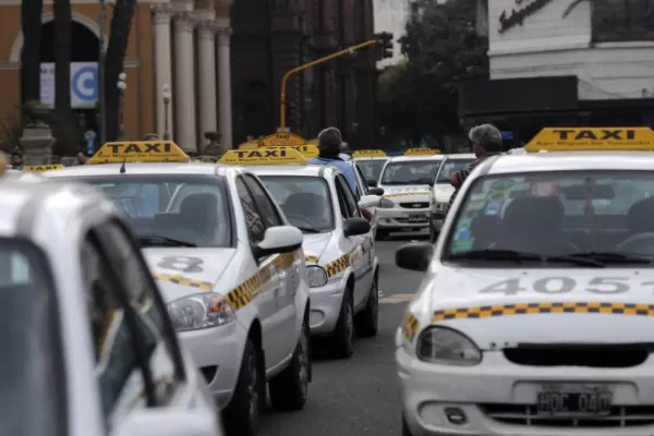 Los propietarios de taxis prometen bloquear el centro